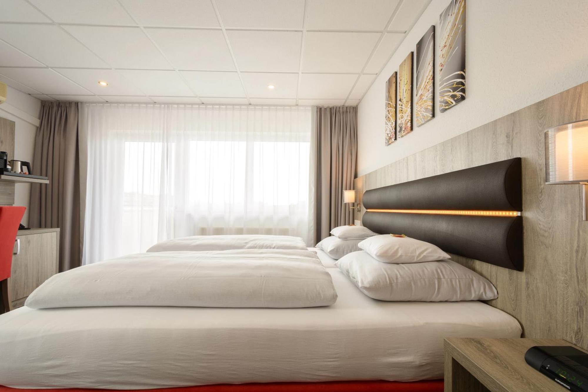Hotel Engelhorn Лаймен Экстерьер фото