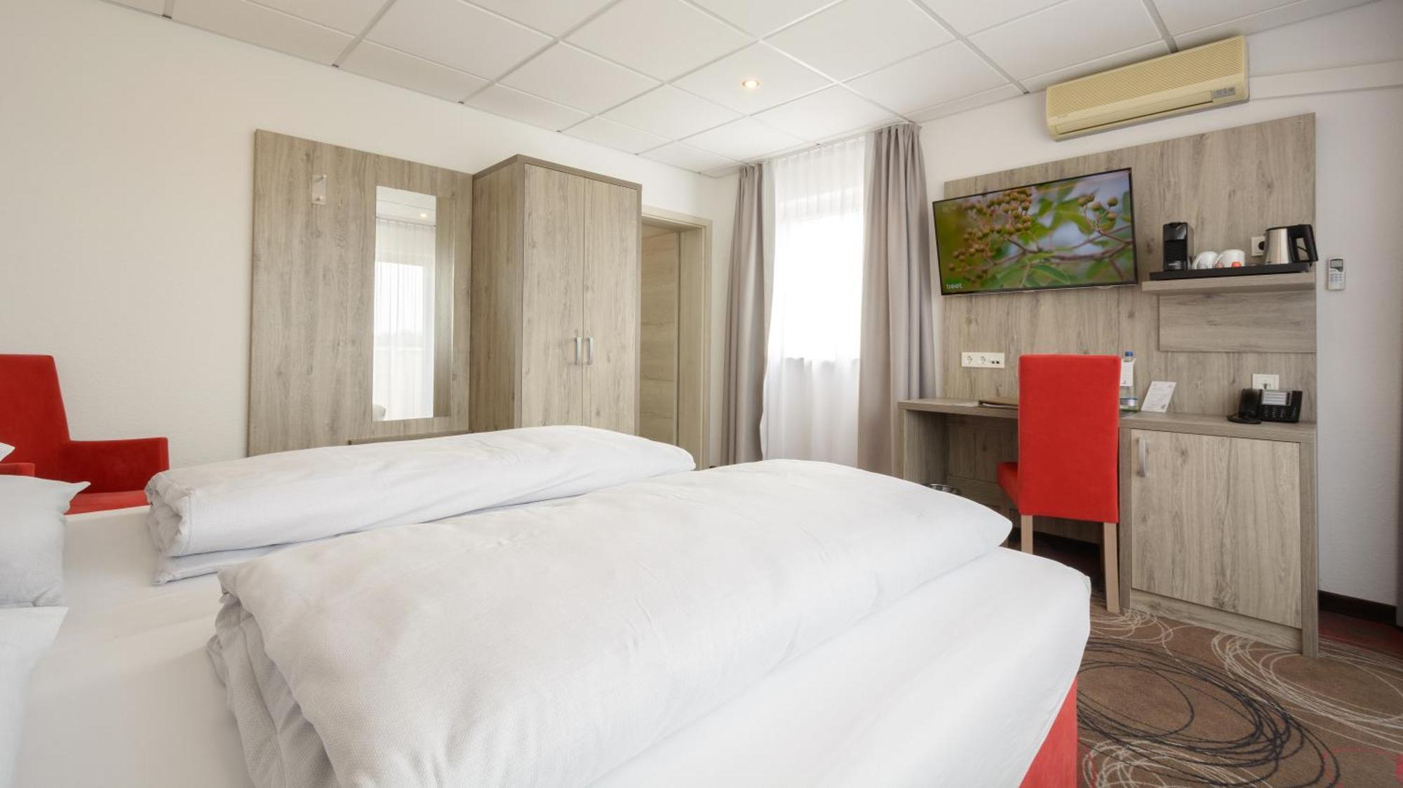 Hotel Engelhorn Лаймен Экстерьер фото